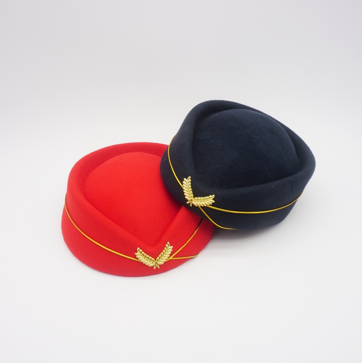 空姐帽子為何穩穩“駐守”頭頂